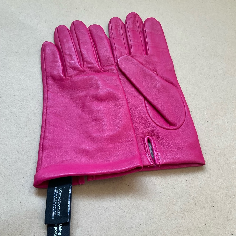 Lord & Taylor “Pink” Leather Gloves